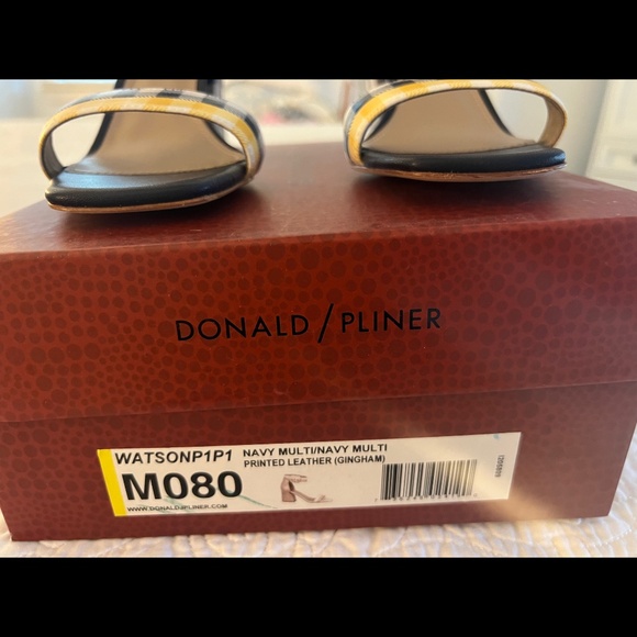 Donald J. Pliner Colorful Gingham Heeled Ankle Strap Sandal, New In Box Size 8 - Picture 2 of 6